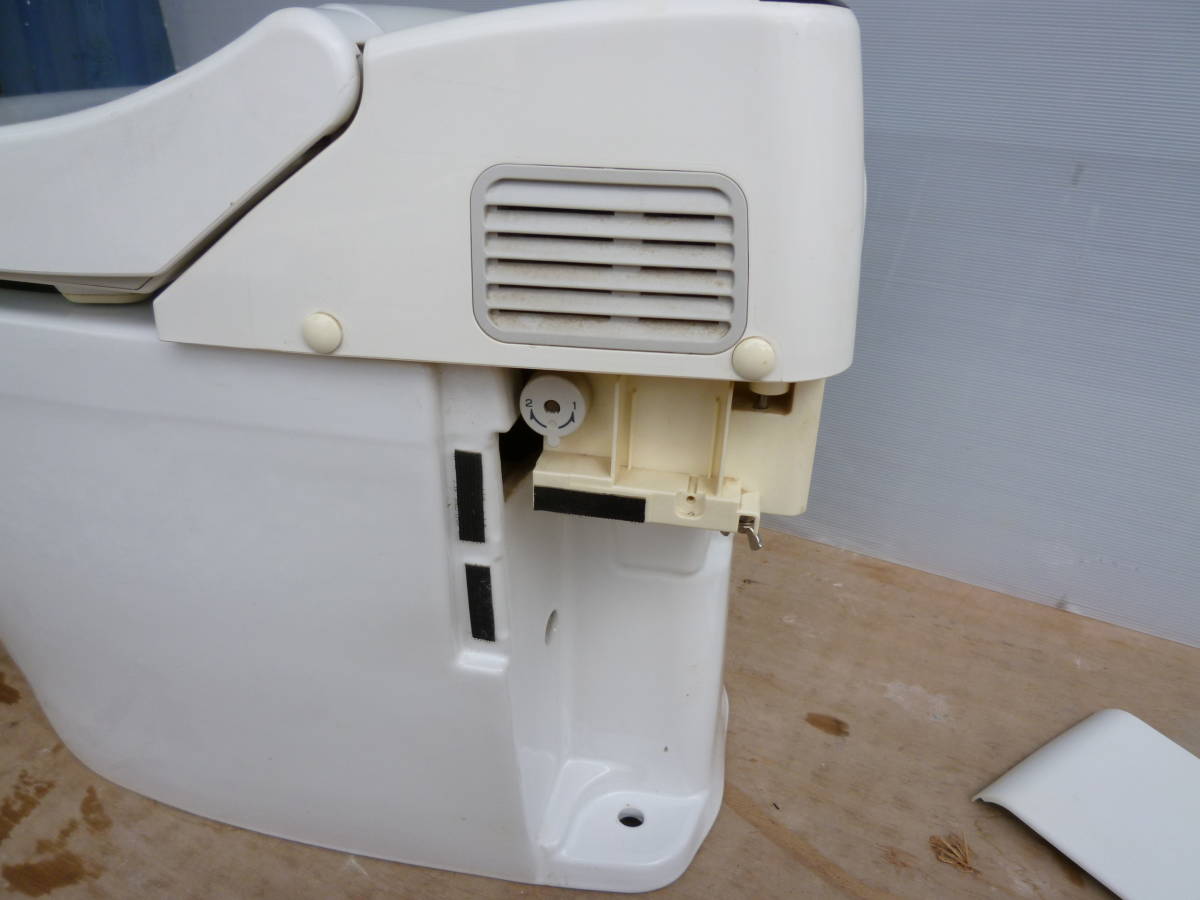ネオレストD2 TOTO TCF9573R ウォシュレット一体型便器 C タンクレス 