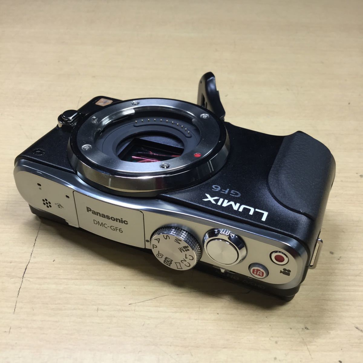 Panasonic ミラーレス一眼カメラ LUMIX GF6 ジャンク品 （082106) 家電