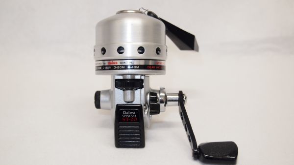 ダイワ | スピニングリール 0 - SPINCAST スピンキャスト リール DAIWA 1 2 30DX Daiwa 中古釣り ダイワ(DAIWA Spincast