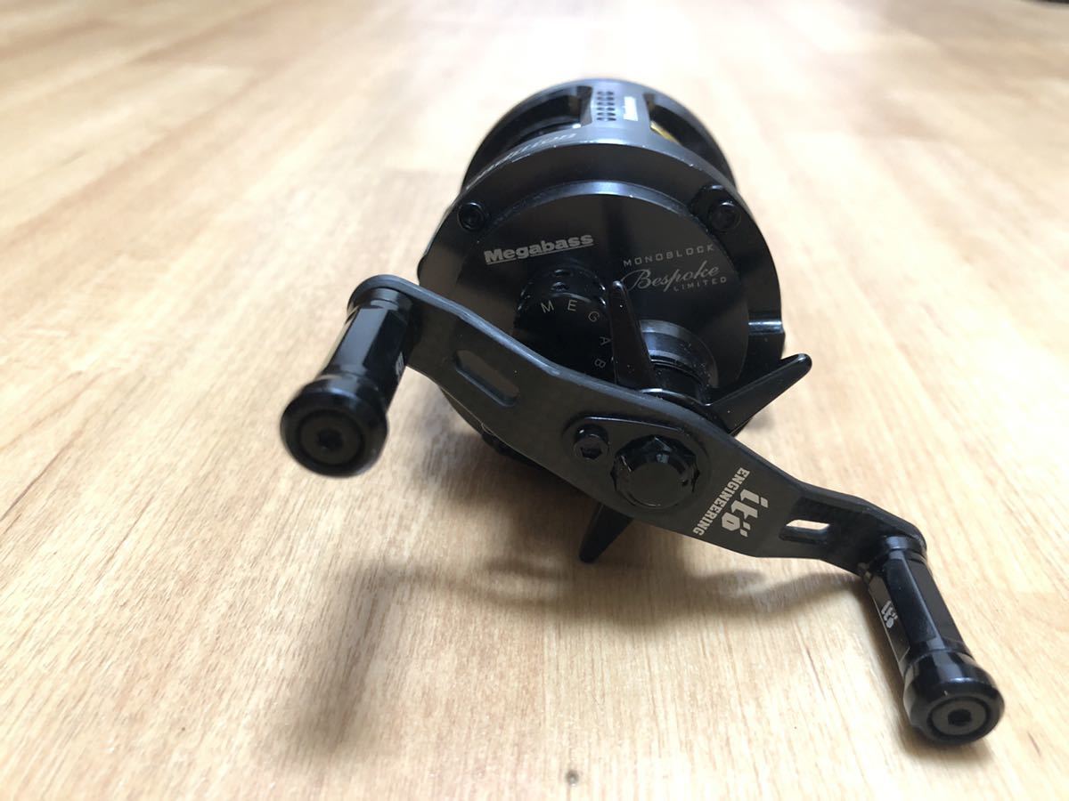 Megabass MONOBLOCK Racing Milano 右ハンドル Megabass MONOBLOCK