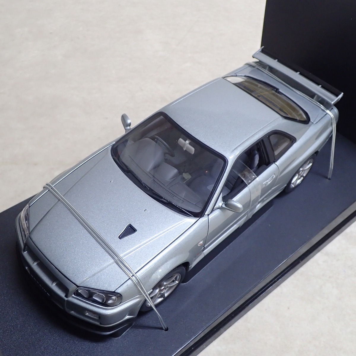オートアート 1/18 日産 スカイライン R34 GTR Vスペック II