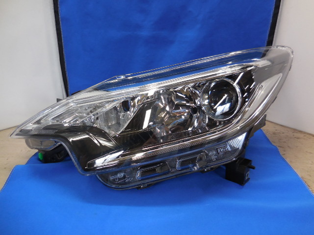 即決 ノート E12 後期 左ライト LED 1934 26060-5WK5A D 812012 【公式
