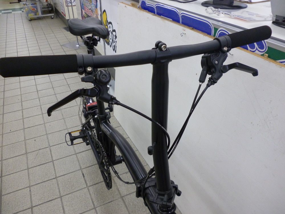 Brompton Black | S2L Folding Bike Edition Cycling too orange and