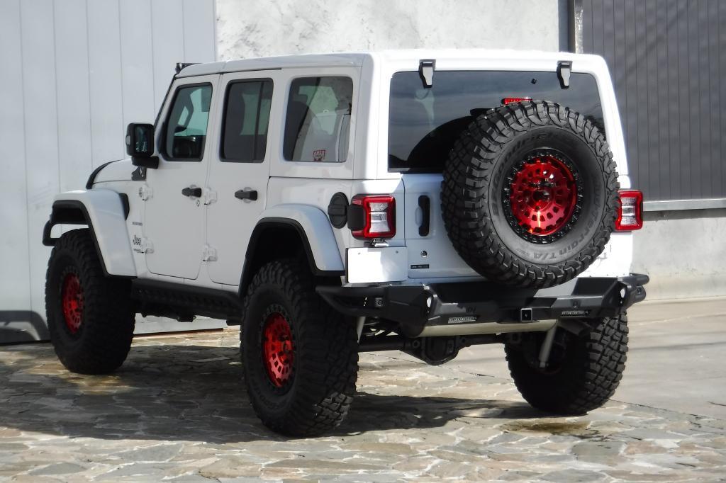 【限定SALE，新品】 [GI★GEAR販売代理店] ナンバー移動キット ライセンスプレート LEDナンバー灯付き JEEP ジープ JLラングラー 2019年～