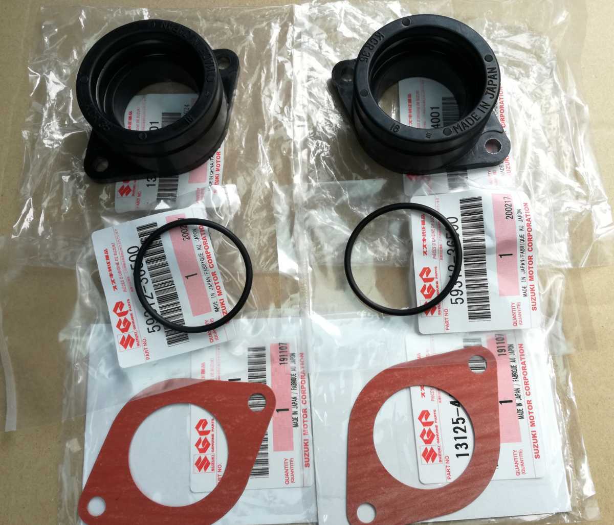 新品 GSX400E ザリ用 エアークリーナーゴム キャブ インシュレーター