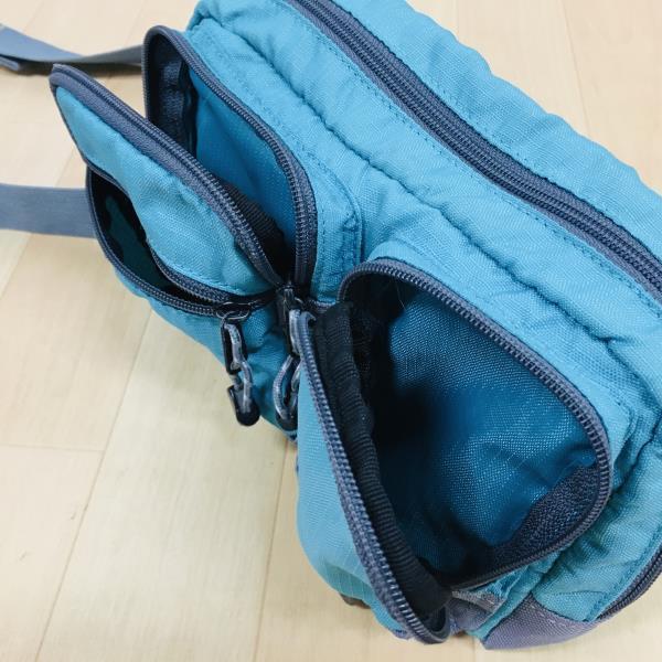 Coleman コールマン ウエストバッグ ウォーキングポーチ ブルー 48ay027 ウエストバッグ 売買されたオークション情報 Yahooの商品情報をアーカイブ公開 オークファン Aucfan Com