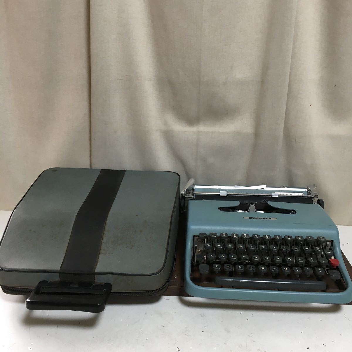 Olivetti Lettera32 タイプライター レッテラ 22 レトロ アンティーク