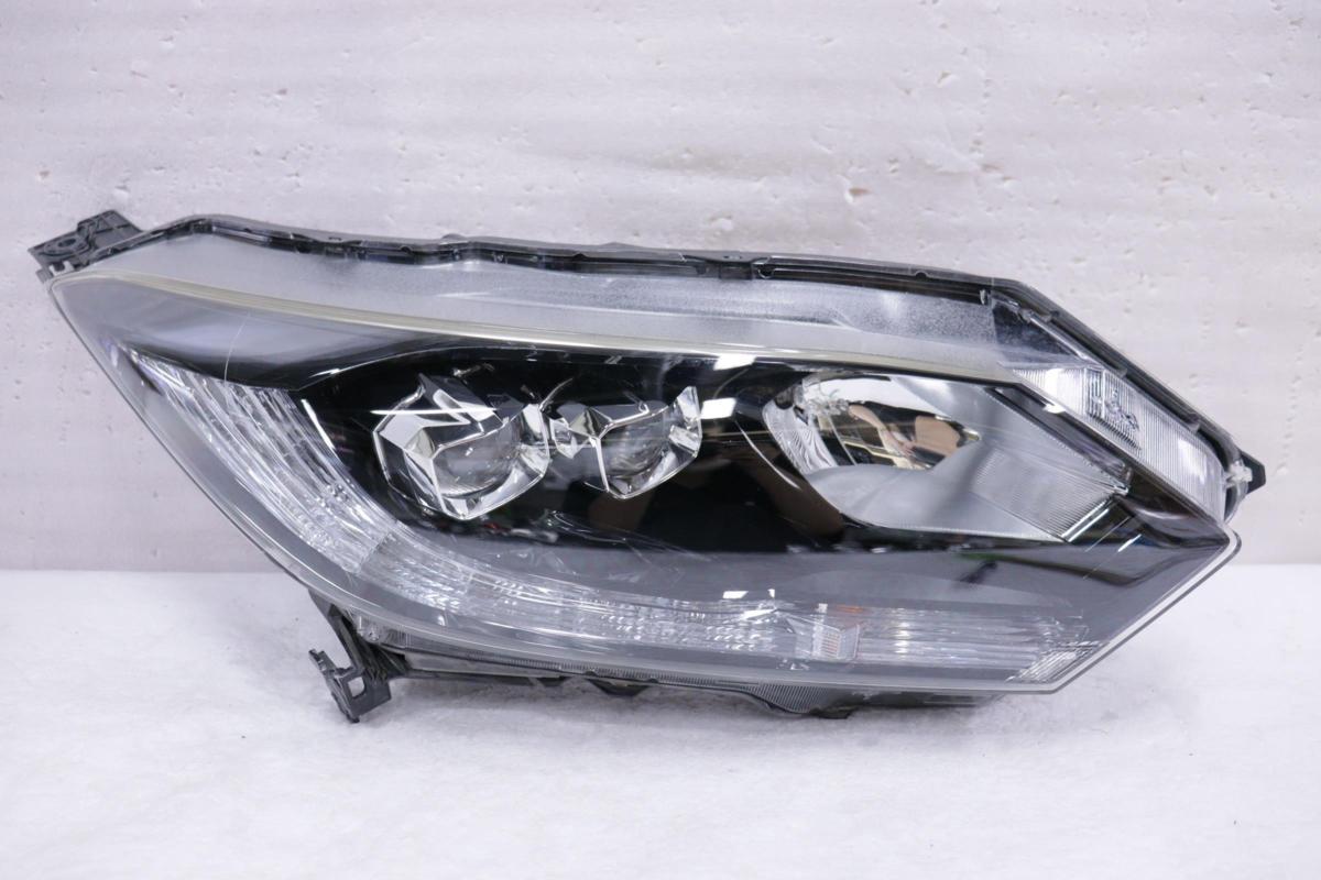 ホンダヴェゼル RU3 RU4 ヘッドライト100-62164 前期中古美品