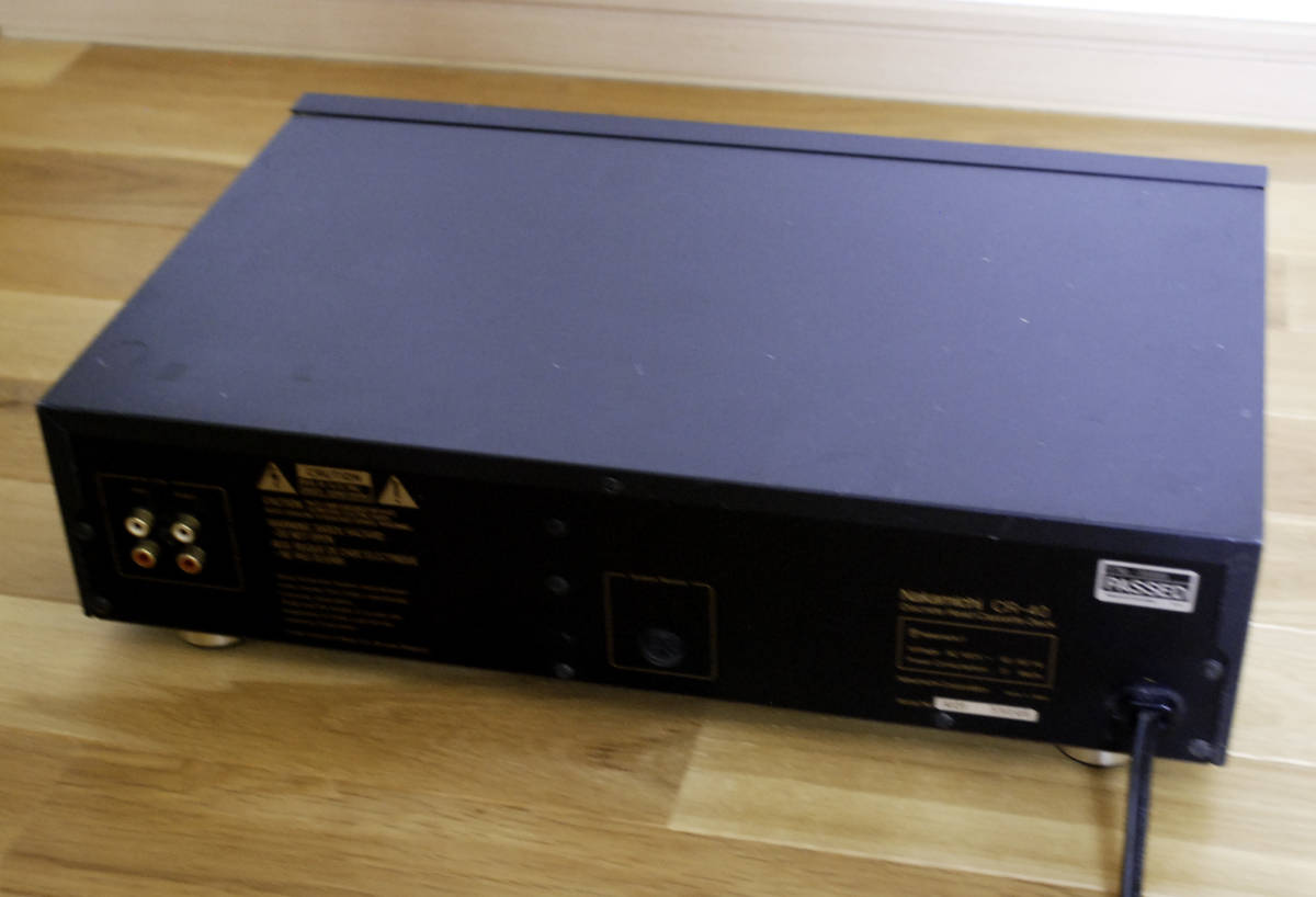 □ 【E-1】 Nakamichi CR-40 カセットデッキ ナカミチ 音割れ強 回転