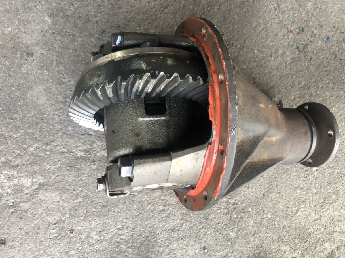 AE86 LSD ファイナル4.3 TRD デフ 前期 キャリア 後期 セット 前期デフ