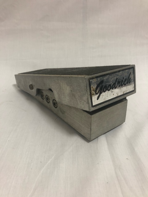 ☆Goodrich/グッドリッチ☆　ボリュームペダル　MODEL120