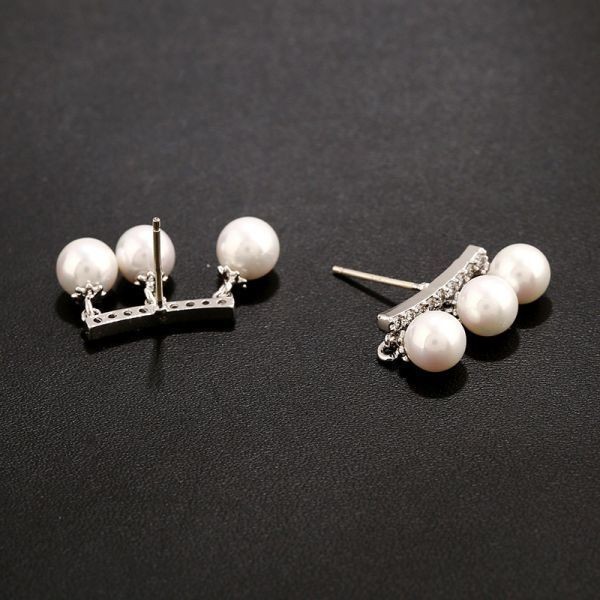 ★New店舗★！！！ユニックなデザイン■真珠＆ダイヤモンドピアス■＃プラチナ仕上＃_3