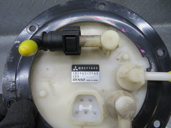 三菱 純正 CT9A ランサー エボリューション 7 9 不明 フューエルポンプ