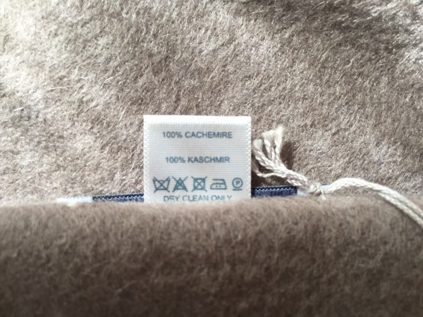 ジョンストンズ johnstons of elgin ストール(ショール) カシミヤ グレー 美品 マフラー ジョンストンズ of オブ カシミヤ エルガン｜定番ストール＆マフラーの SCARF