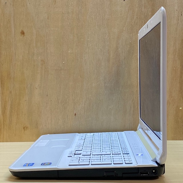 富士通 FMV LIFEBOOK AH56⁄C FMVA56CR [ルビーレッド] 価格比較