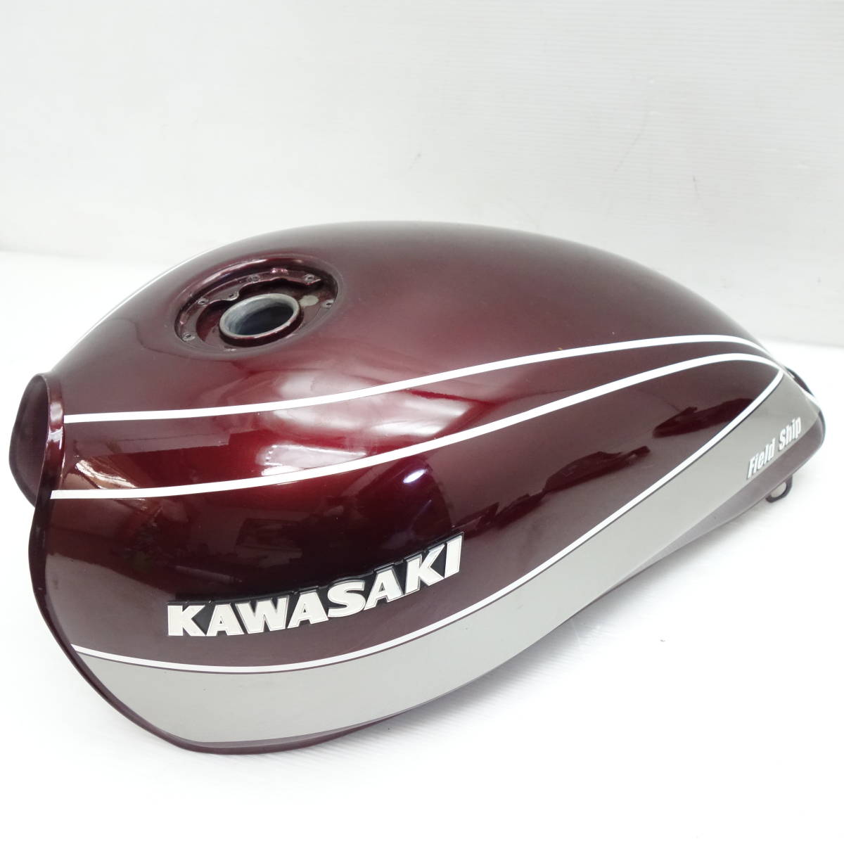 ゼファー750 純正 kawasaki テールカウル、サイド | NEO ドレミ