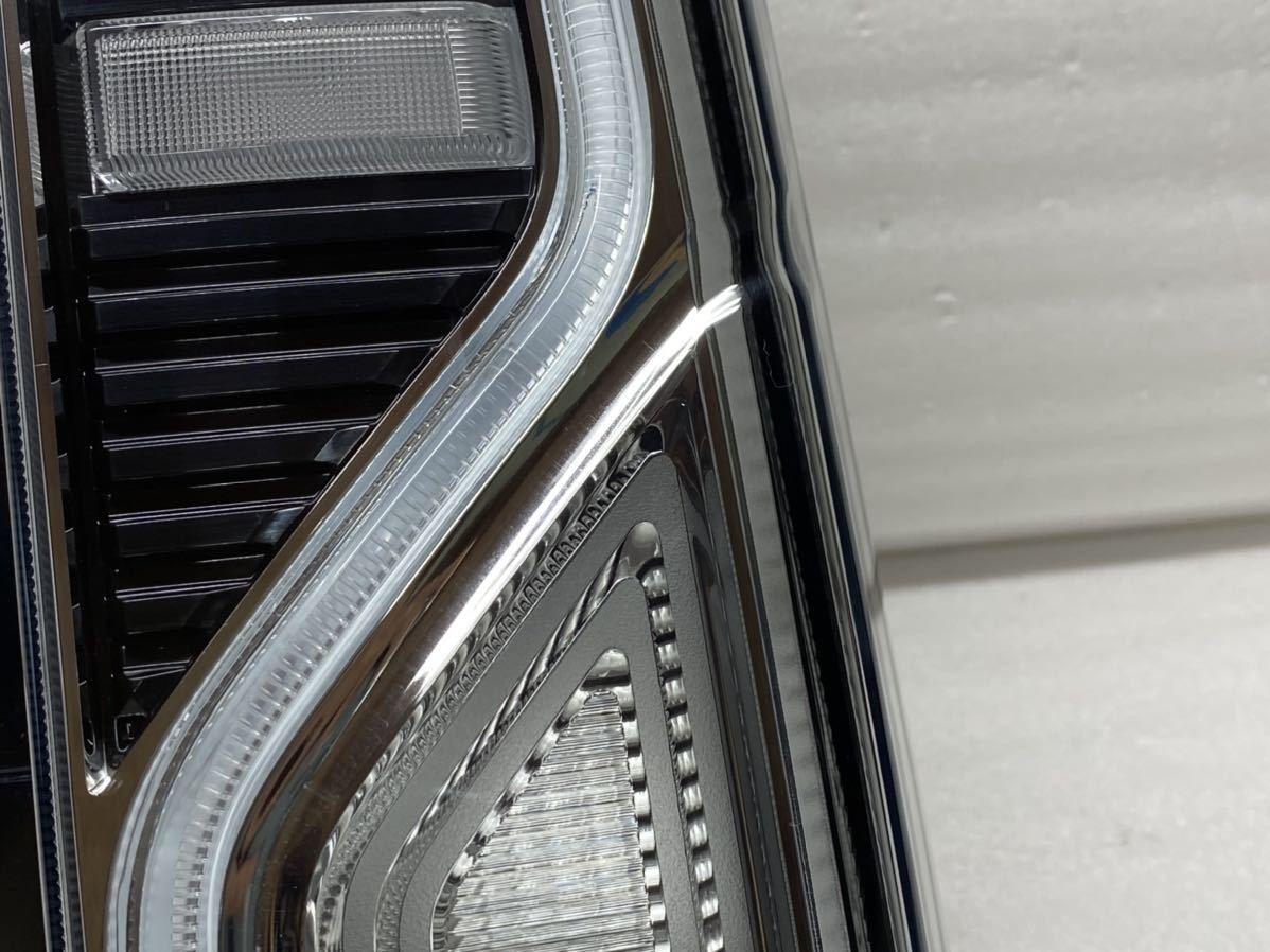 スペーシア カスタム MK53S 純正 右 テールランプ KOITO 220-5938M O10 MK53S スズキ 純正 テールの通販 mk53s スズキ純正