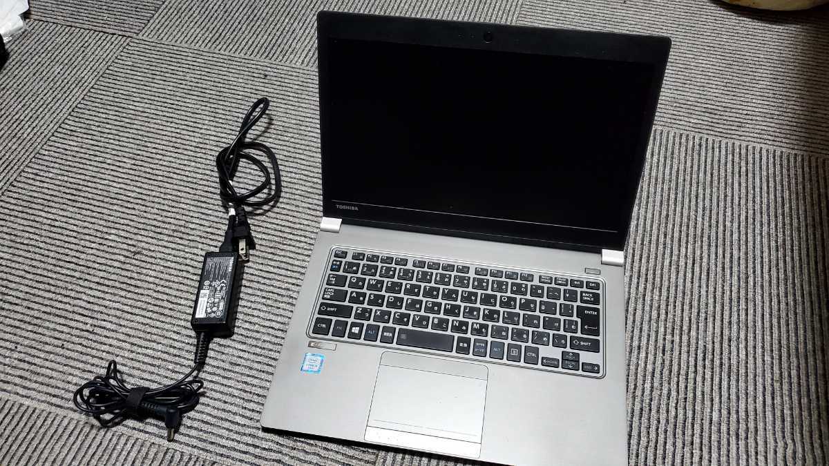 TOSHIBA dynabook R63/A Intel Core i5 6300U 2.50GHz SSD128GB 4GB