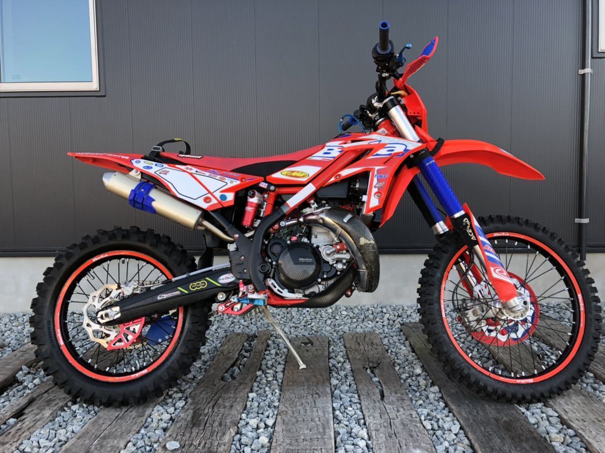 BETA x-trainer 300 2018 ワンオーナー 登録可能 保安部品あり 66時間
