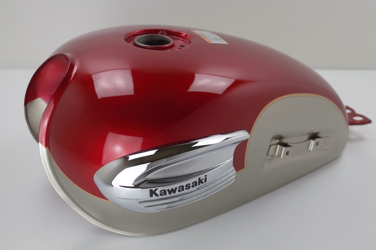 W650 Kawasaki 純正ガソリンタンク 純正フューエルタンク W1 2026年 