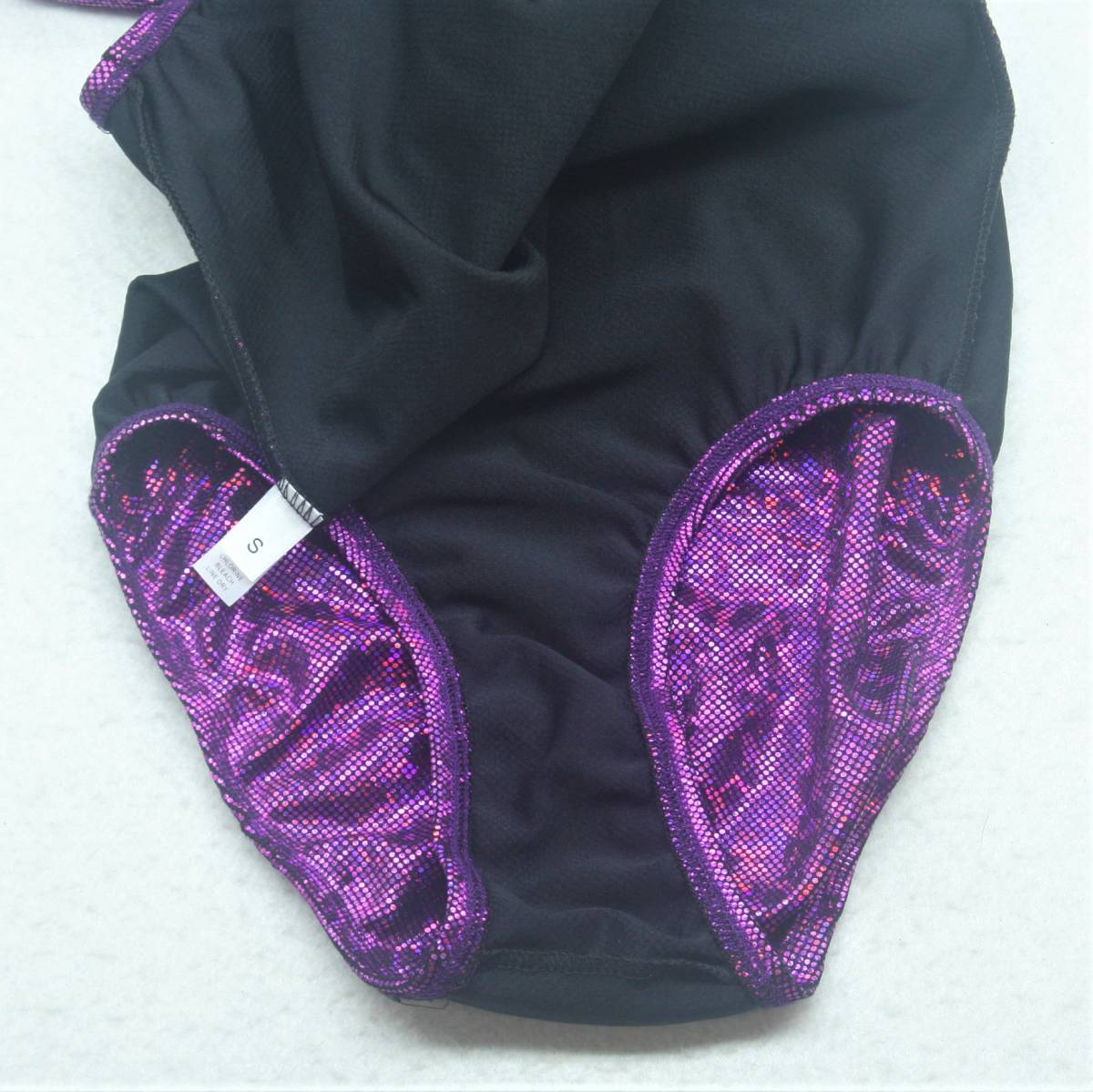 T09 キラキラ テカテカ メタリック ホログラム 超光沢 パープル 紫 おしゃれ きれい レオタード ダンス 体操 バレエ Am M相当 レオタード 売買されたオークション情報 Yahooの商品情報をアーカイブ公開 オークファン Aucfan Com