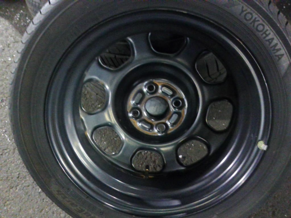 スズキ ハスラー ヨコハマ ブルーアース 165/60R15 純正スチール