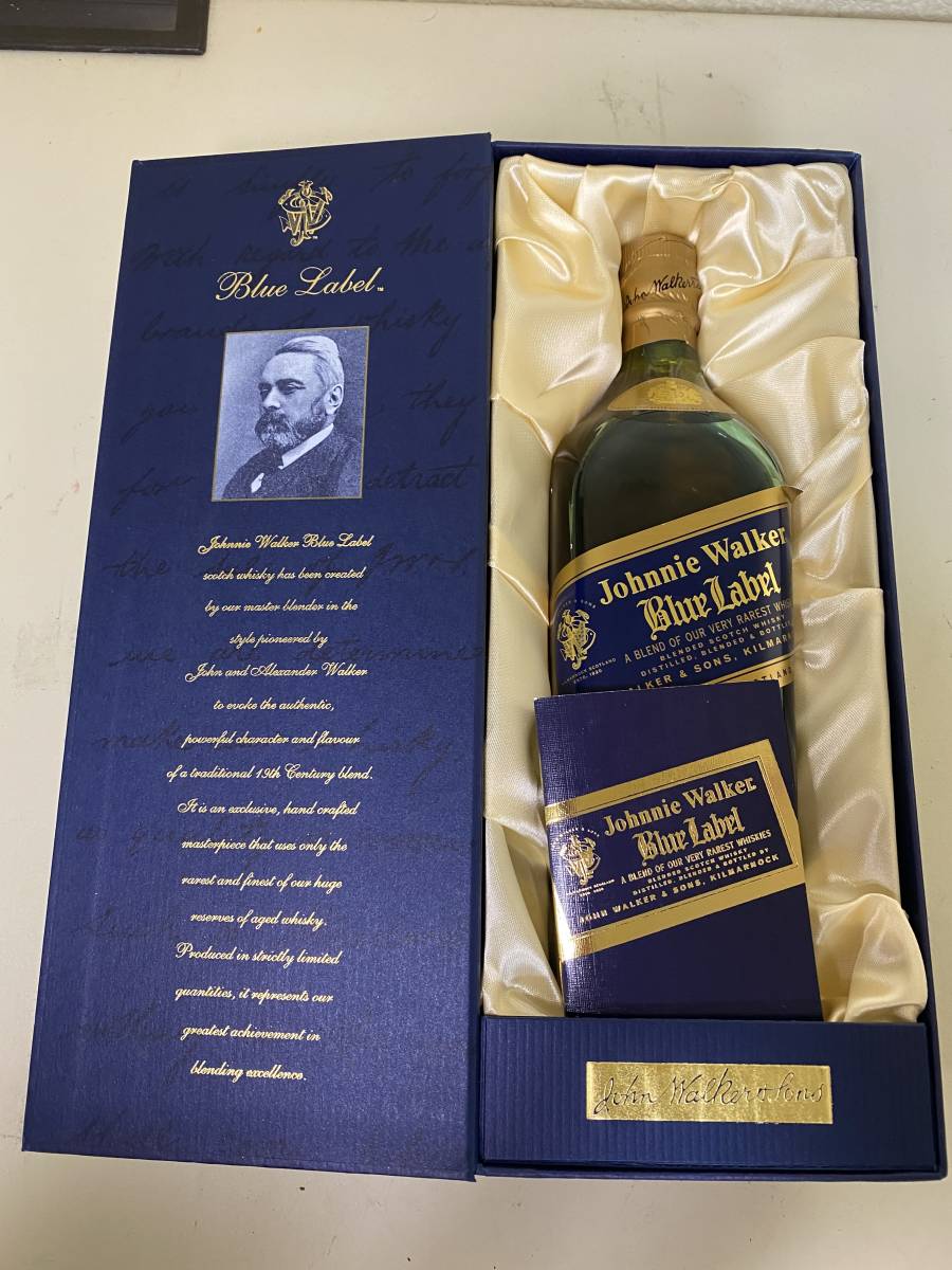 送料無料，限定SALE 未開栓 JOHNNIE WALKER ジョニーウォーカー Blue Label ブルーラベル スコッチ ウイスキー 750ml 43% 外箱付き 美品