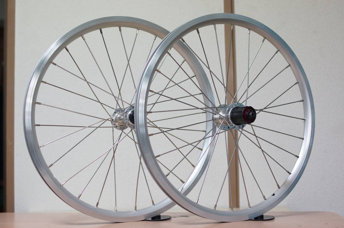  W221JSSS10 JOYTECH NOVATEC 20インチ451 10速 ホイールセット F100MM/R130MM シルバー(ホイール)｜売買されたオークション情報、yahooの商品情報をアーカイブ公開 - オークファン その他