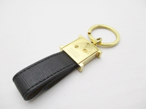 フェンディ FENDI キーホルダー(チャーム) 金属素材×レザー ゴールド