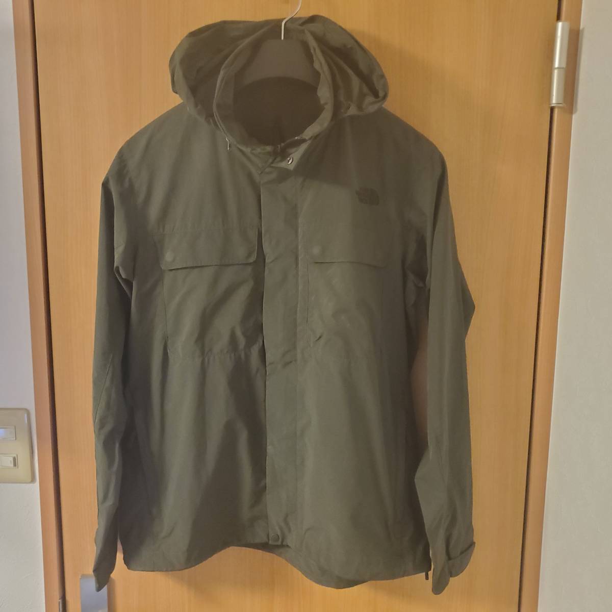 最新作，大得価 THE NORTH FACEノースフェイスグローブ トレッカーマウンテンパーカージャケット NP21555(Mサイズ)｜売買されたオークション情報、yahooの商品情報をアーカイブ公開 - オークファン 男性用