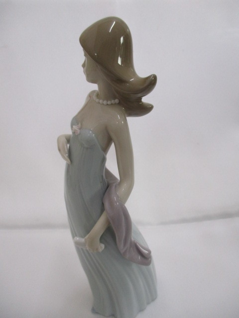 リヤドロ LLADRO 人形 リアドロ 女性 フィギュア 2026年最新Yahoo