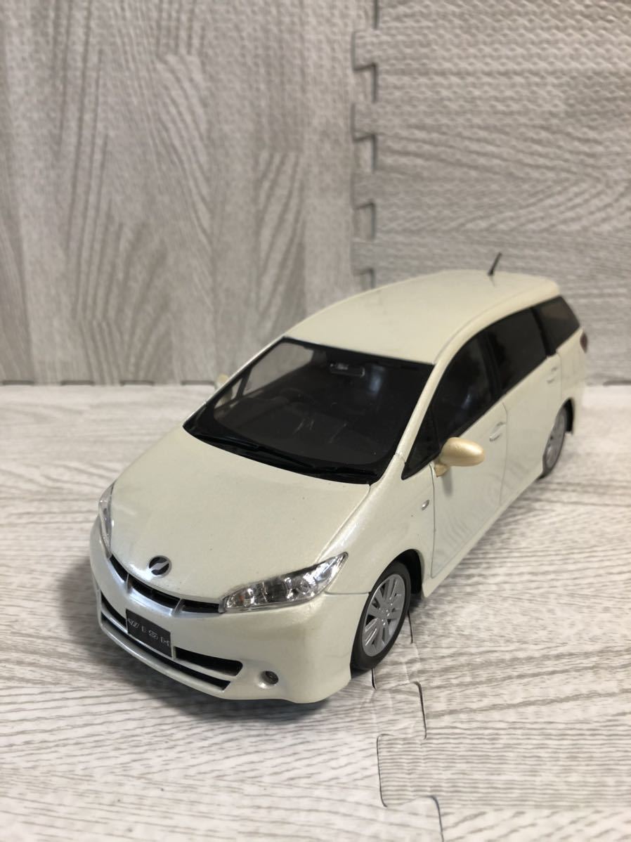 1/24 トヨタ ウィッシュ WISH カラーサンプル ミニカー 非売品