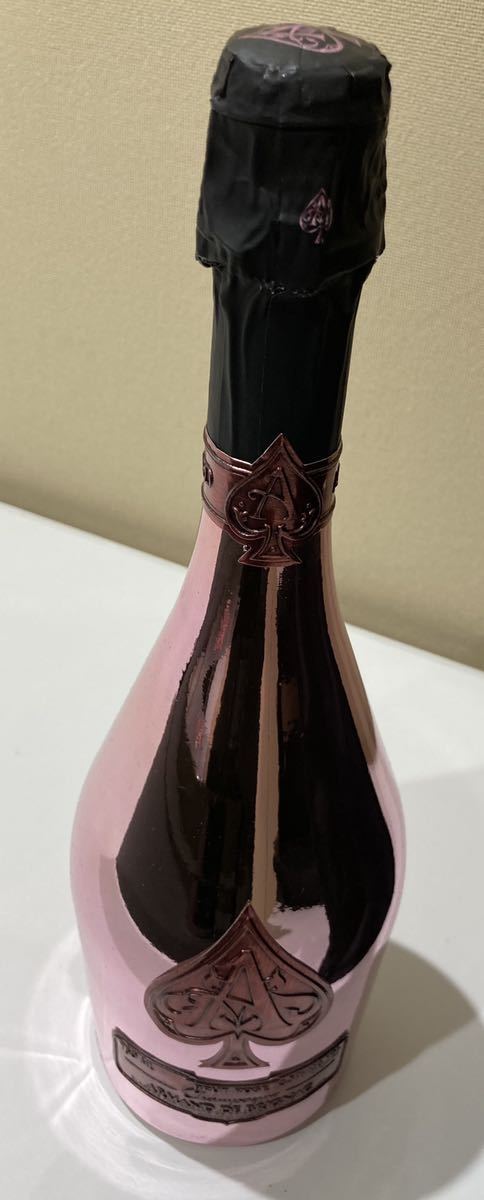 アルマンド ブリニャック ド 箱 新品未開栓 ギフトボックス ARMAND DE BRIGNAC アルマンド　ブリニャック　ロゼ　750ml ケース・カバー付き　シャンパン　未開栓