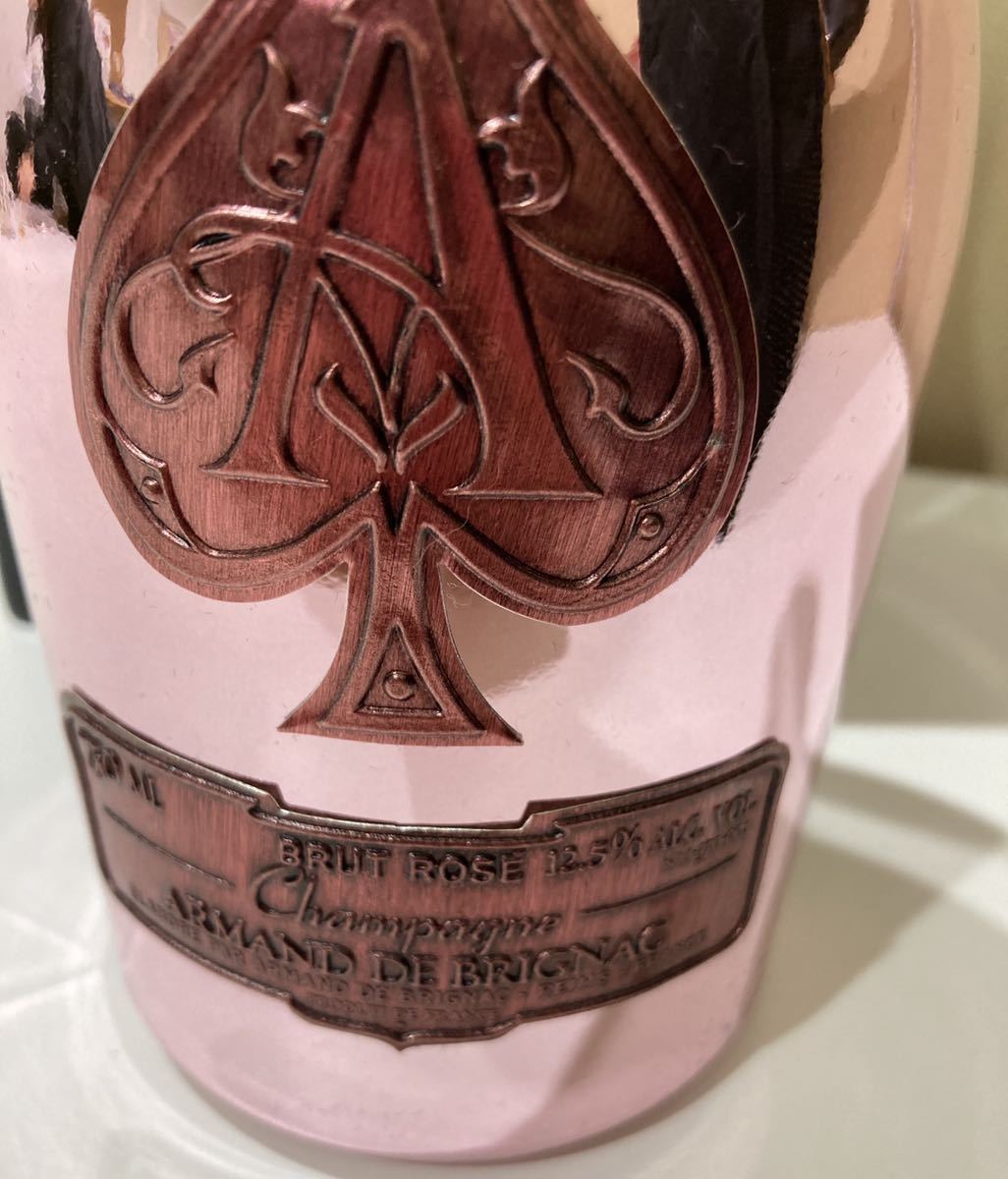 アルマンド ブリニャック ド 箱 新品未開栓 ギフトボックス ARMAND DE BRIGNAC アルマンド　ブリニャック　ロゼ　750ml ケース・カバー付き　シャンパン　未開栓