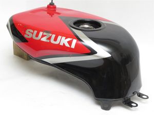 GSX-R400 タンクのYahoo!オークション(旧ヤフオク!)の相場・価格を見る