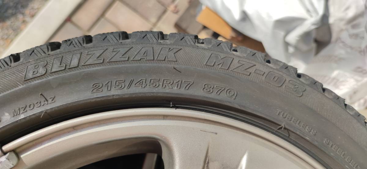 ブリザック　ＭＺ－０３　215/45Ｒ17　スバル純正アルミ　４本セット_5