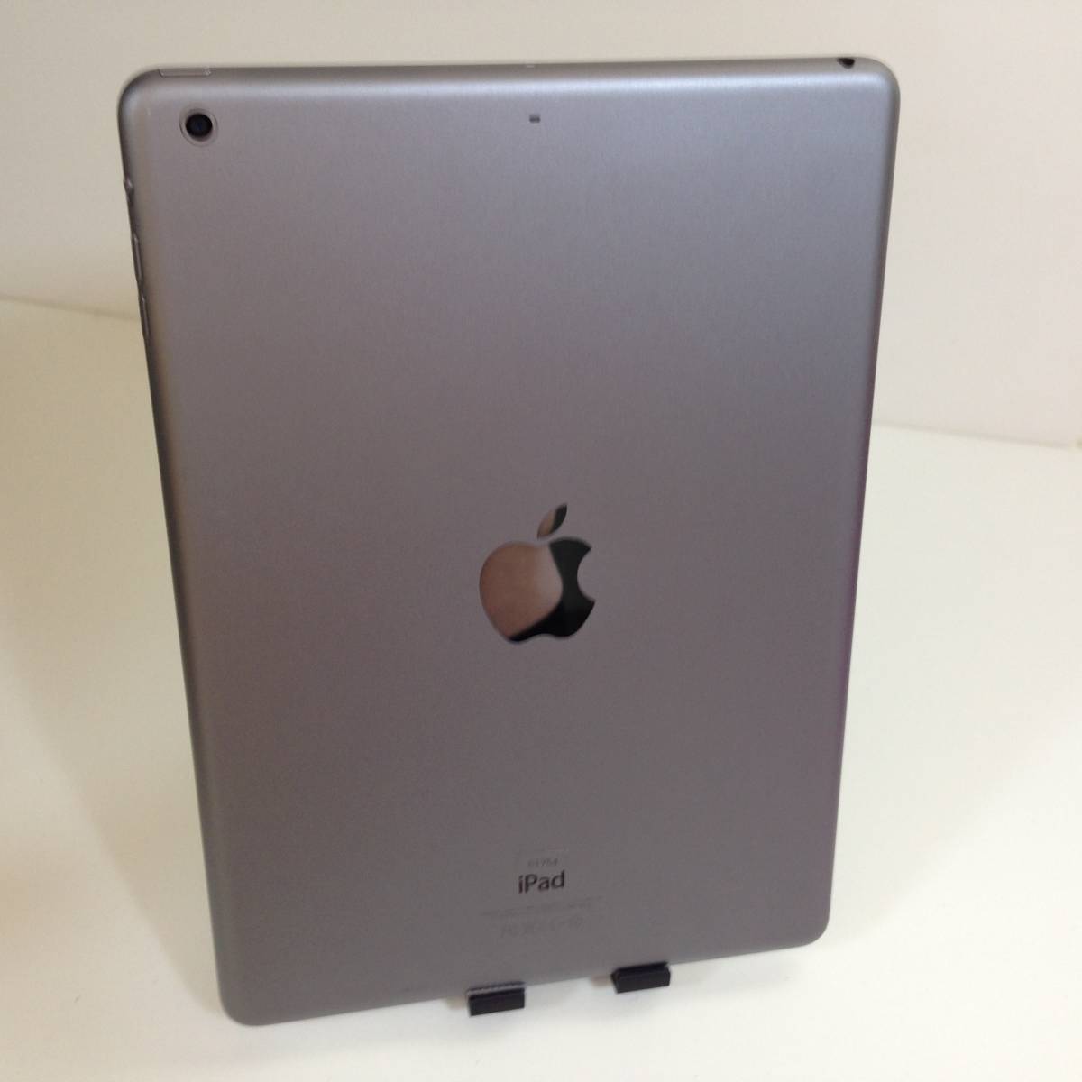 iPad Air Wi-Fi 16GB スペースグレイ PA-FK10