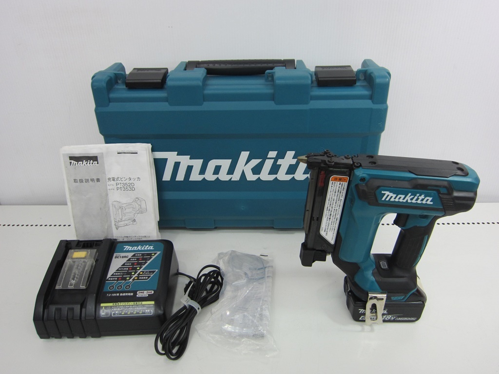 中古品 makita マキタ 充電式ピンタッカ PT353DZK 充電器 バッテリー 18V セット 併_T に興味をもっていただき
