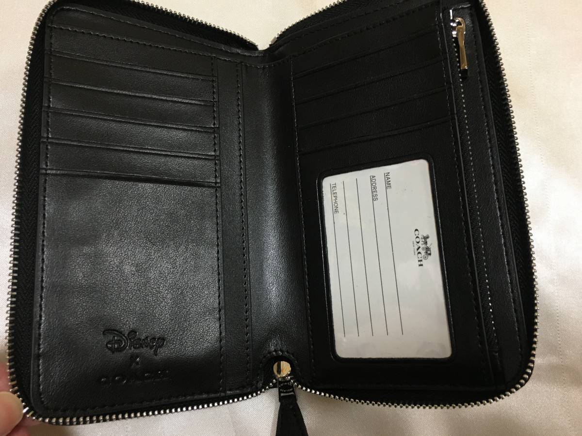 新品】COACH コーチ＆ディズニーコラボ限定品 ジップ財布、とんすけ