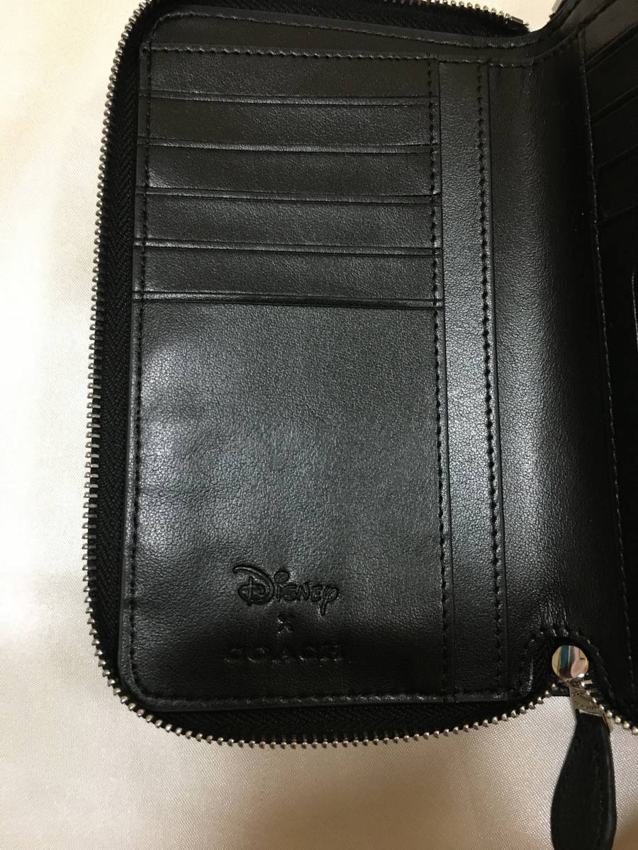 新品】COACH コーチ＆ディズニーコラボ限定品 ジップ財布、とんすけ