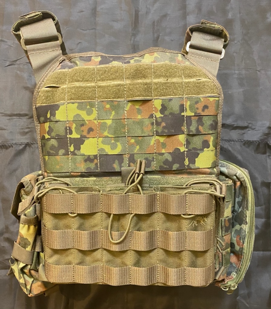 実物 Zentauron Vulcanプレートキャリア ドイツ連邦軍 フレック迷彩