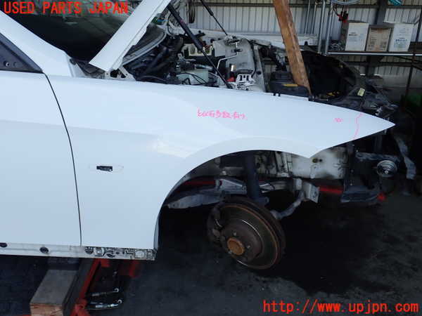 2UPJ-72711080]BMW 320i E92 クーペ(WA20) 右前フェンダー 中古