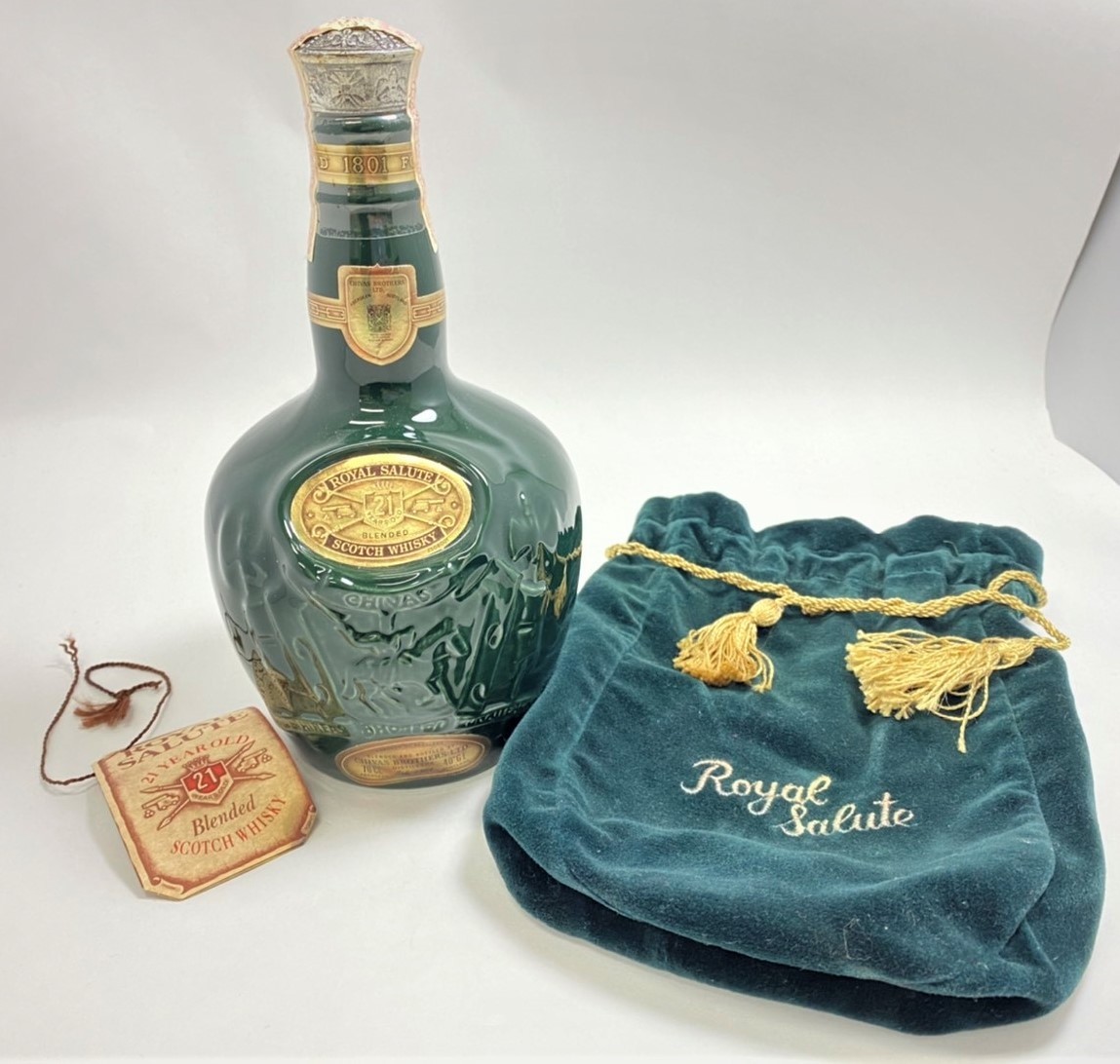 未開栓 Chivas Brothers シーバス ブラザーズ Royal Salute ローヤル サルート 21年 スコッチ ウイスキー 陶器ボトル 緑 巾着 700ml 40 スコッチ 売買されたオークション情報 Yahooの商品情報をアーカイブ公開 オークファン Aucfan Com