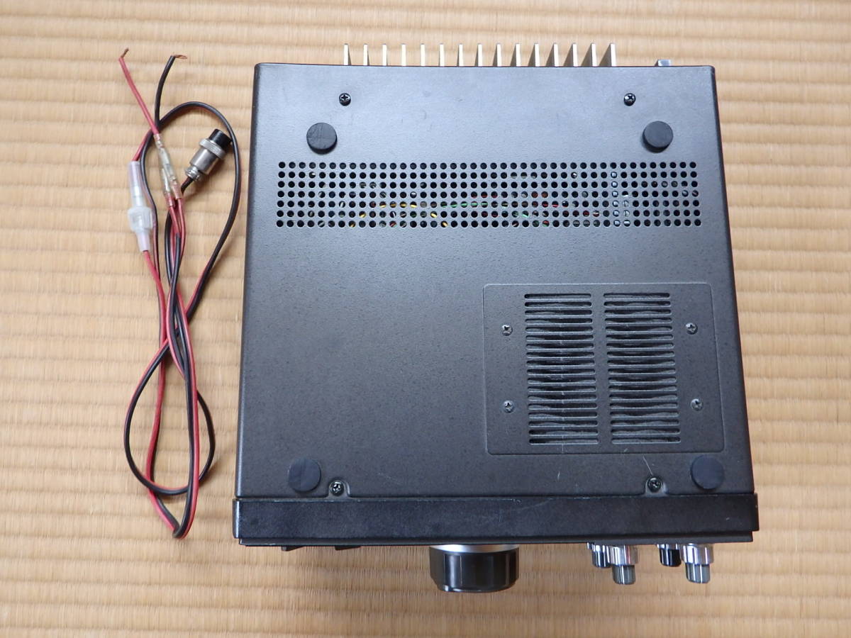 トリオ TRIO TS-660 ALL MODE QUAD BANDER (FMオプション内蔵) 中古