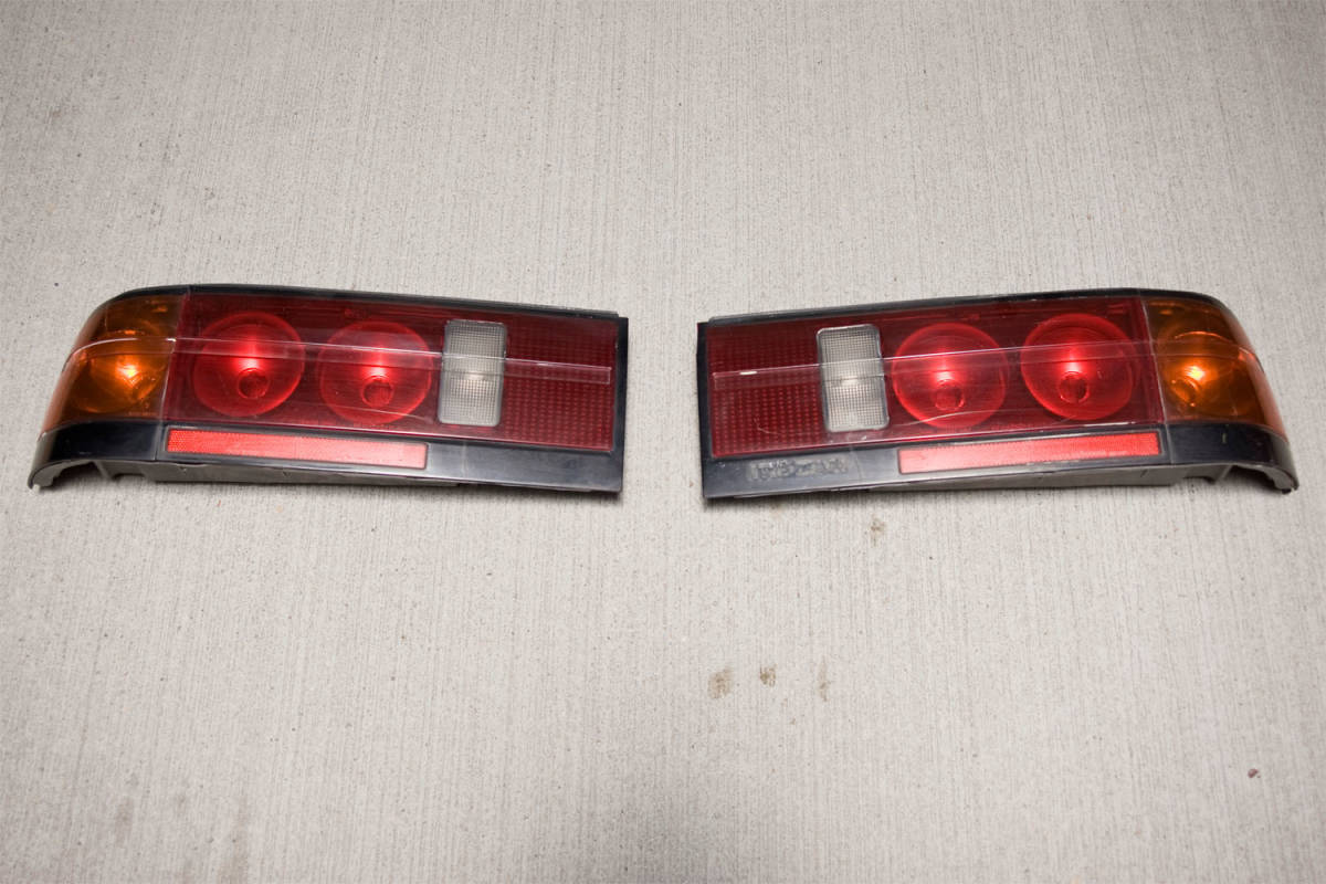 RX-7 純正サバンナRX-7 （FC3S）テールランプ（前期） マツダ FC3S