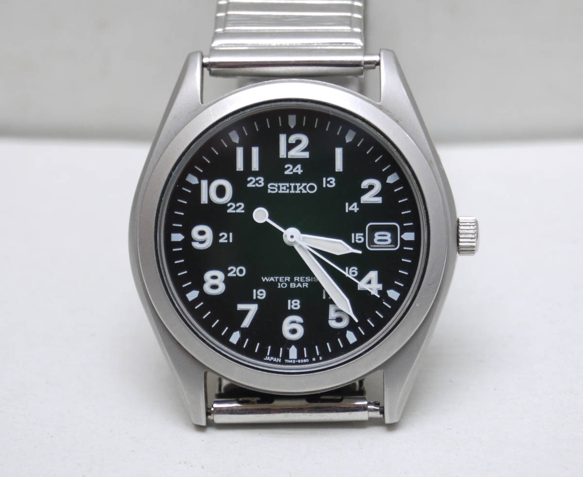 SEIKO セイコー 7N42-8260 クオーツ 腕時計 稼働品 セイコー 7N42-8260 
