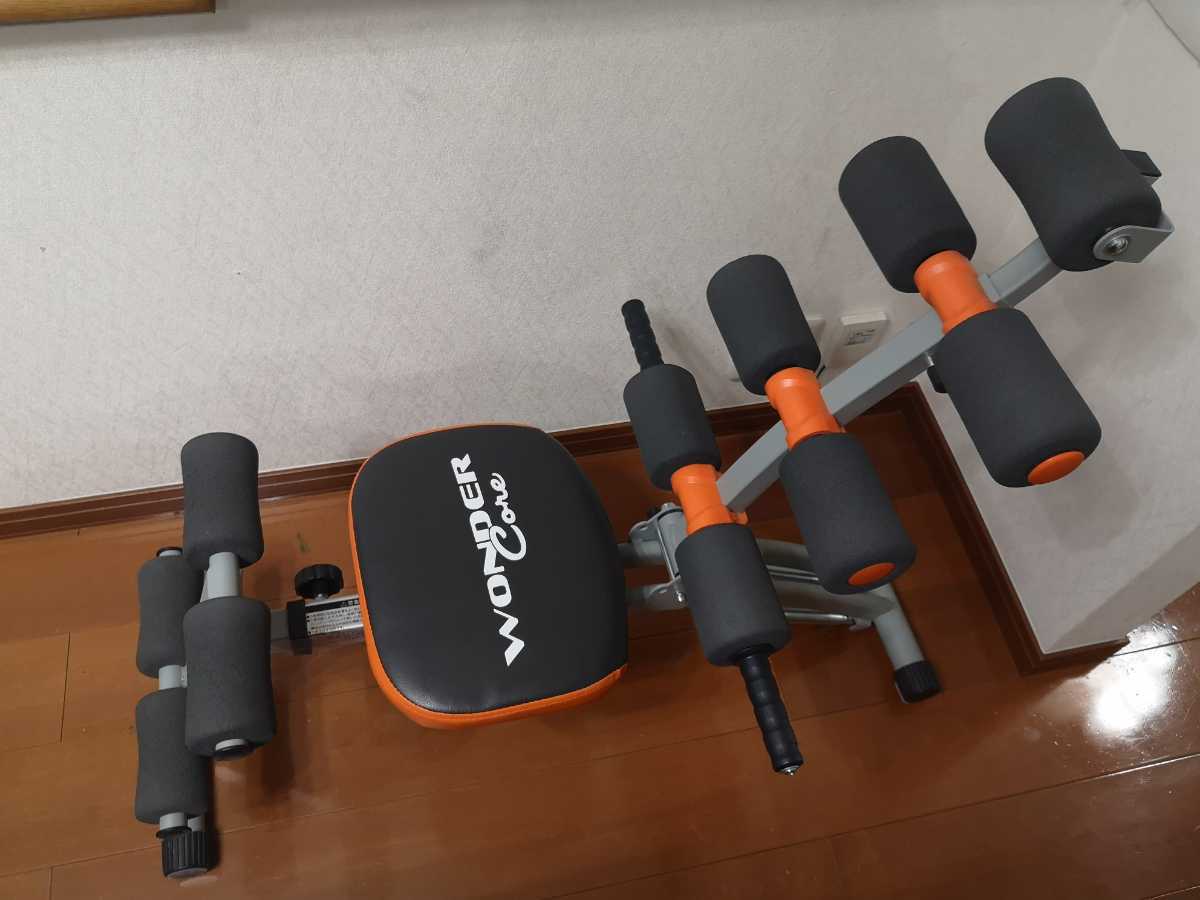 ワンダーコア　腹筋トレーニング　_1