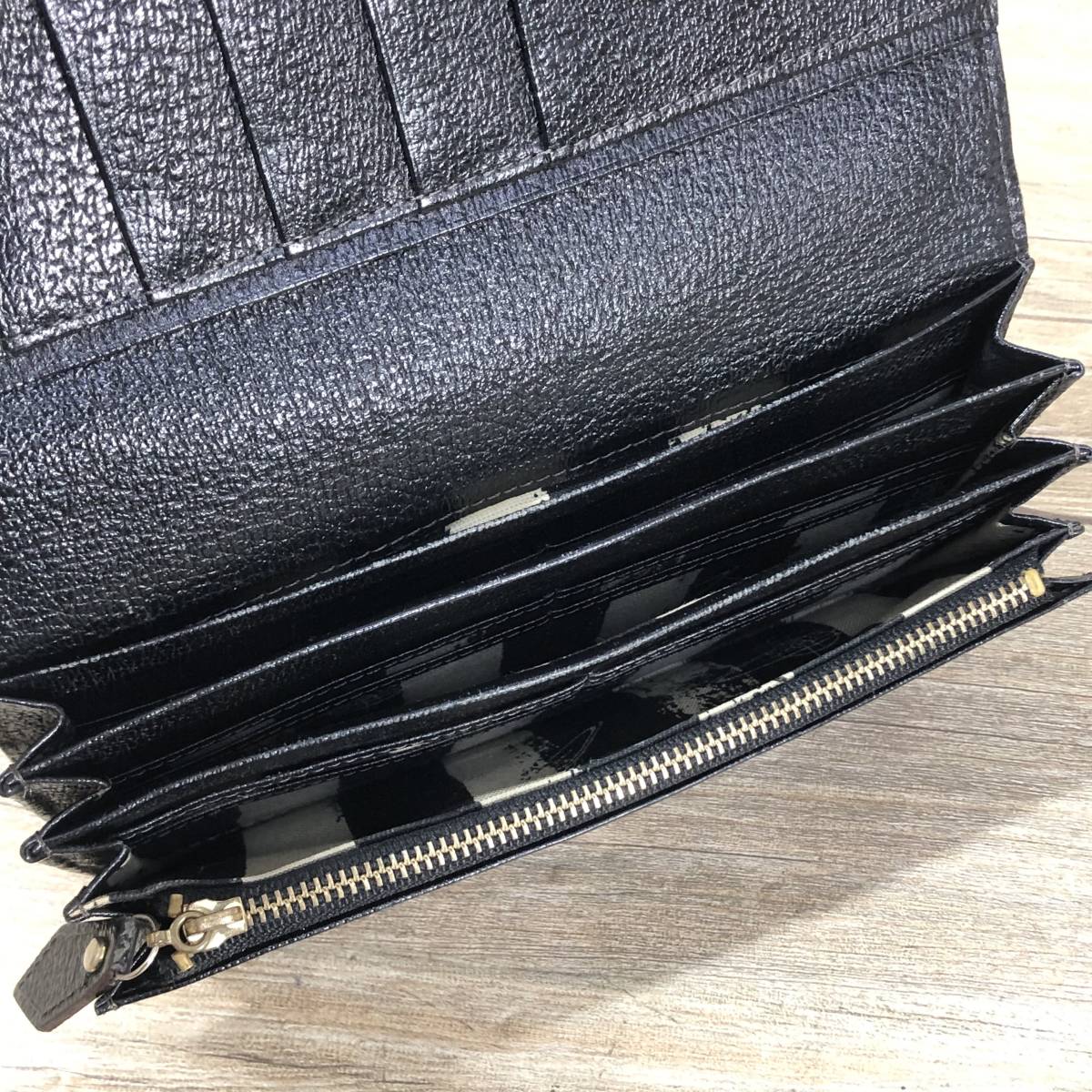 ○ Vivienne Westwood ヴィヴィアンウエストウッド EXECUTIVE 