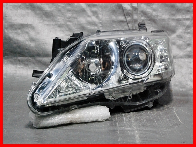 27089 AVV50 カムリ 純正 ヘッドライト 左 KOITO 33-150 ヘッドライト