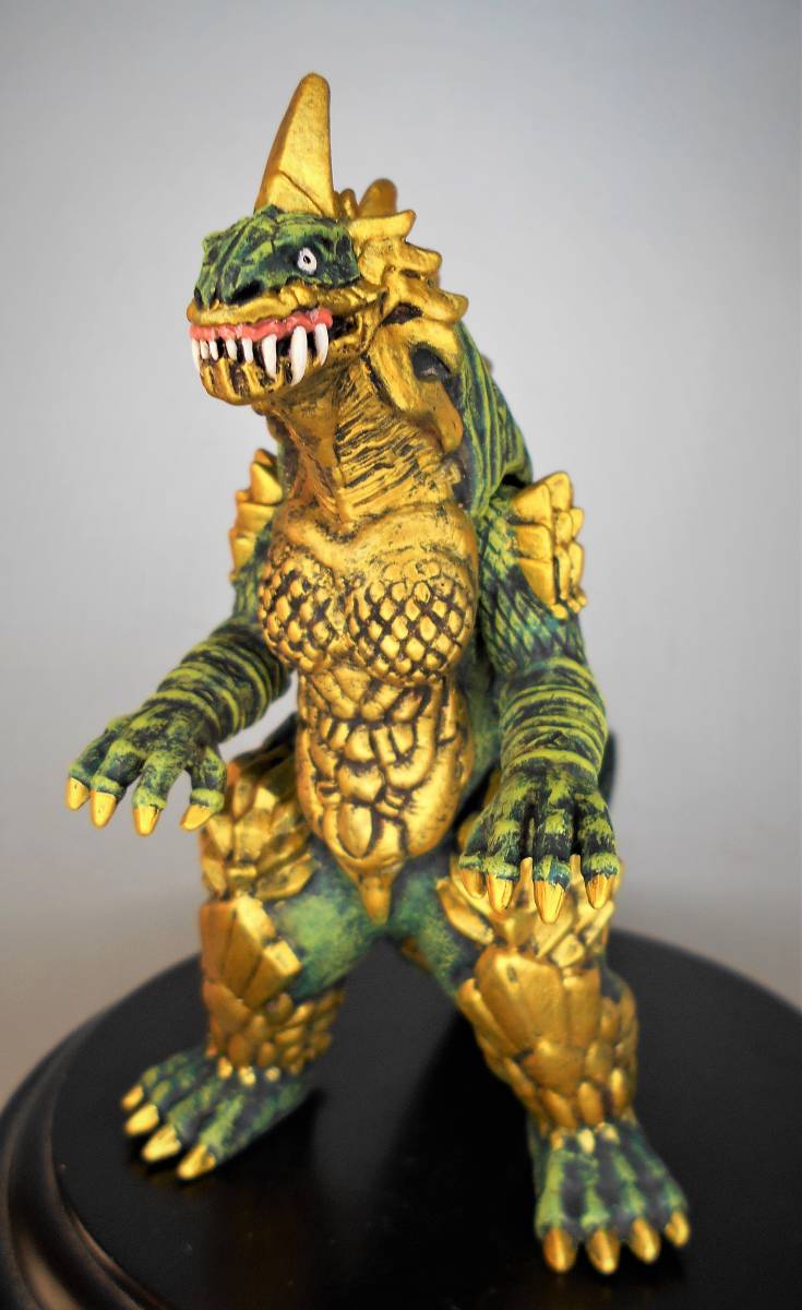 ウルトラ怪獣シリーズ 毒炎怪獣 セグメゲル ソフビ リペイント 完成品 怪獣 宇宙人 売買されたオークション情報 Yahooの商品情報をアーカイブ公開 オークファン Aucfan Com